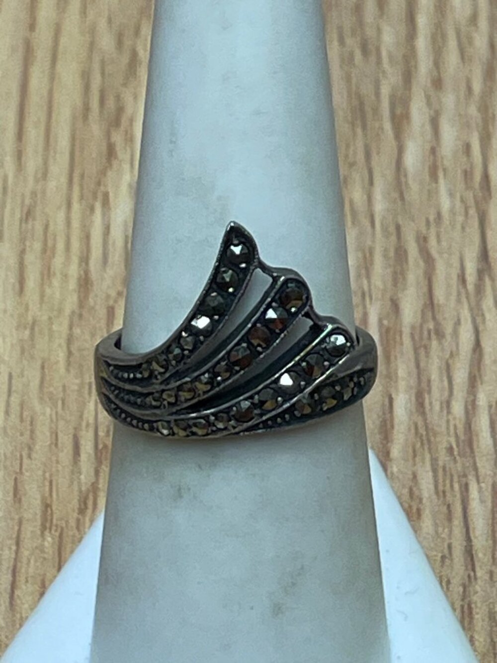 Marcasite Sterling silver ring signed size 7